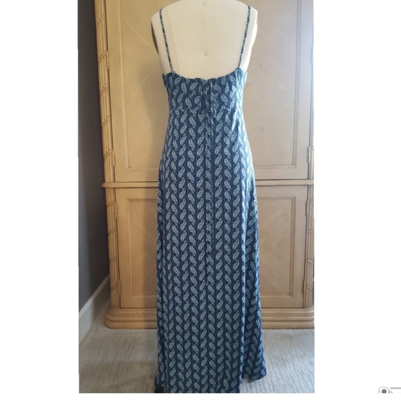 BCBG MAXI DRESS - Picture 2 of 9